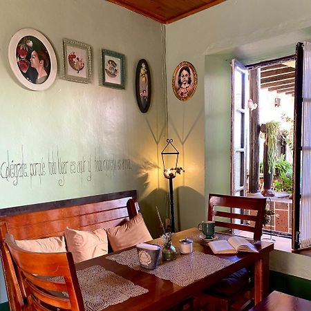 Hotel Del Carmen Tlalpujahua de Rayón Kültér fotó