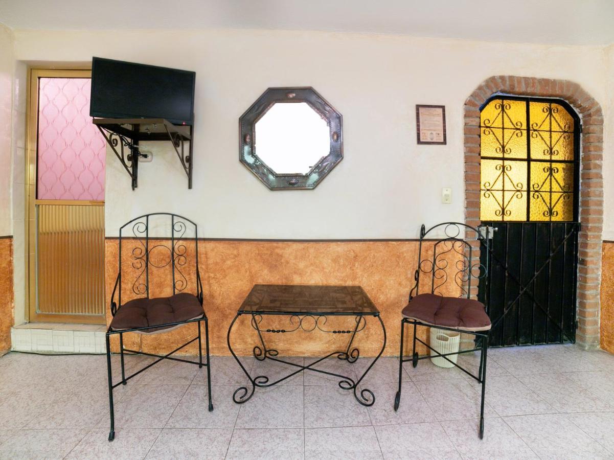 Hotel Del Carmen Tlalpujahua de Rayón Kültér fotó